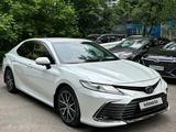 Toyota Camry 2021 годаүшін19 200 000 тг. в Алматы – фото 5