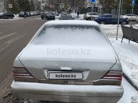 Mercedes-Benz S 320 1994 года за 2 100 000 тг. в Астана – фото 3