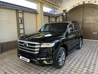 Toyota Land Cruiser 2023 годаfor59 900 000 тг. в Шымкент