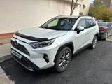 Toyota RAV4 2020 годаүшін17 850 000 тг. в Астана