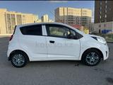 Chevrolet Spark 2013 года за 3 100 000 тг. в Караганда – фото 4