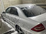 Mercedes-Benz C 200 2001 годаүшін2 850 000 тг. в Жезказган – фото 2