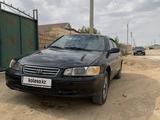 Toyota Camry 2000 года за 2 550 000 тг. в Жанаозен – фото 3