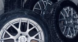 Шины с дисками летние 255/55 R18 за 250 000 тг. в Алматы