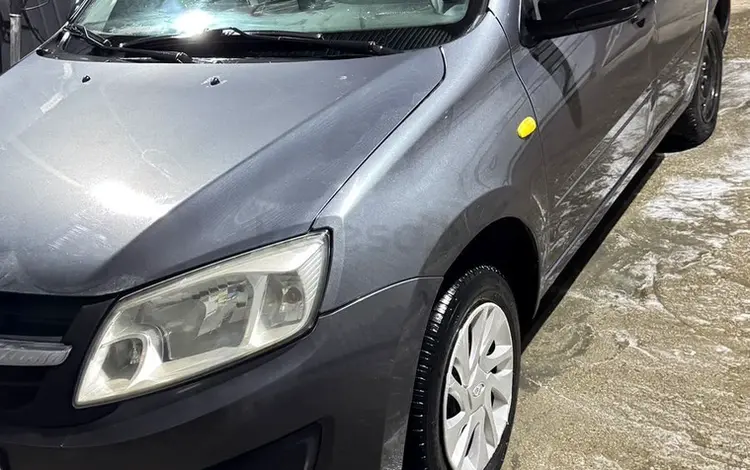 ВАЗ (Lada) Granta 2190 2018 годаүшін3 000 000 тг. в Семей