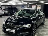Skoda Superb Selection AWD 2025 года за 16 700 000 тг. в Алматы – фото 3