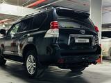 Toyota Land Cruiser Prado 2010 года за 18 000 000 тг. в Актау – фото 5