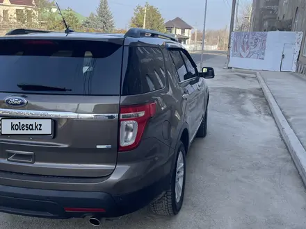 Ford Explorer 2014 года за 13 000 000 тг. в Алматы – фото 4