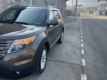 Ford Explorer 2014 года за 13 000 000 тг. в Алматы – фото 2