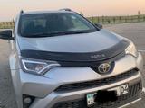 Toyota RAV4 2019 годаfor12 000 000 тг. в Актобе – фото 2
