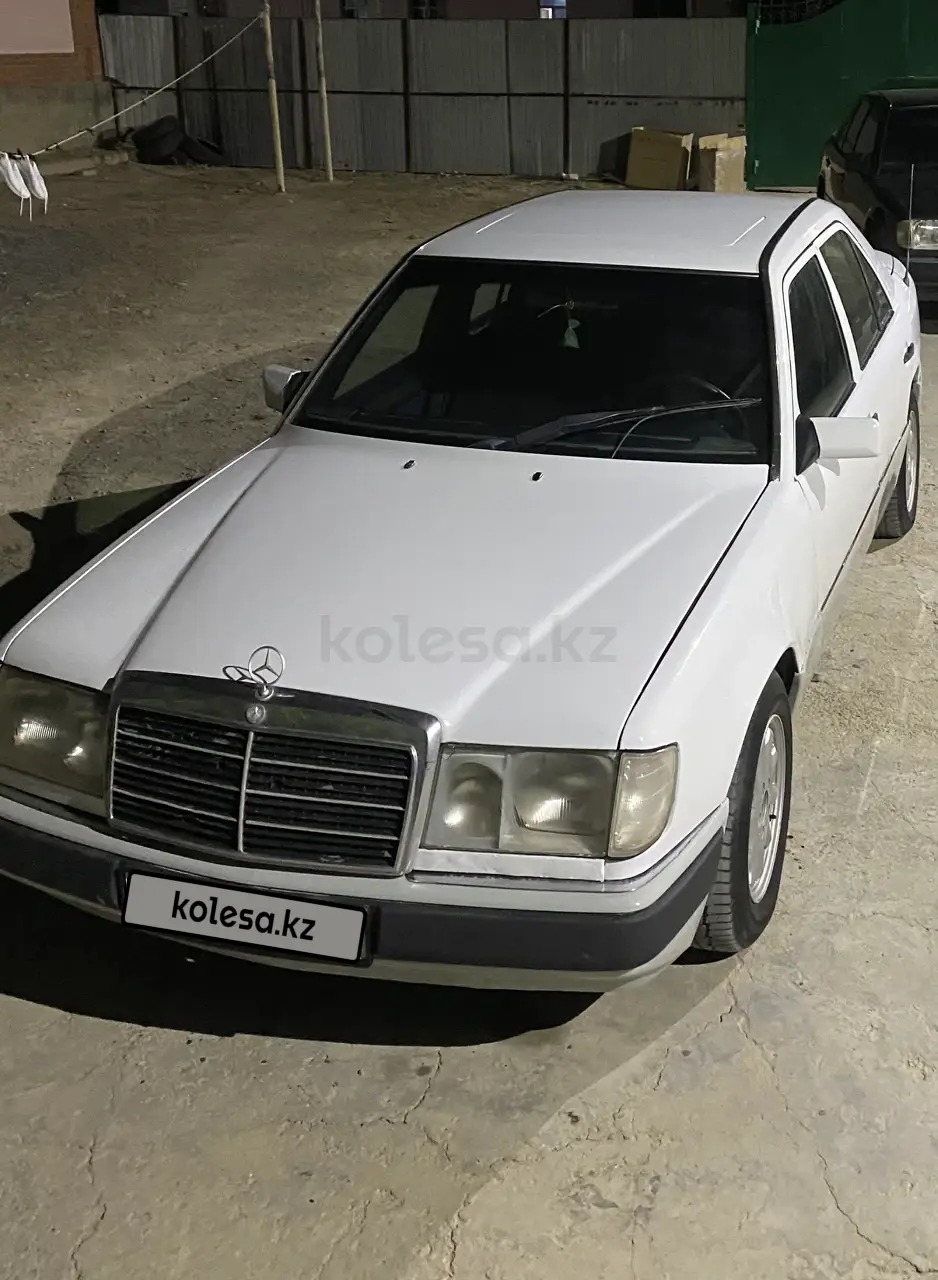 Mercedes-Benz E-Class, 1992