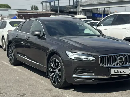 Volvo S90 2021 года за 21 000 000 тг. в Алматы – фото 3