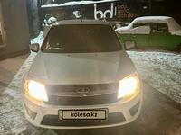 ВАЗ (Lada) Granta 2190 2015 годаfor2 800 000 тг. в Уральск