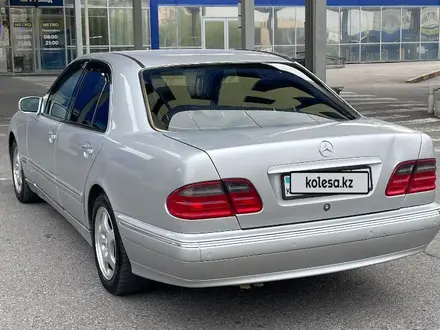 Mercedes-Benz E 200 2000 года за 3 500 000 тг. в Шымкент – фото 11