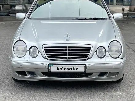 Mercedes-Benz E 200 2000 года за 3 500 000 тг. в Шымкент – фото 3