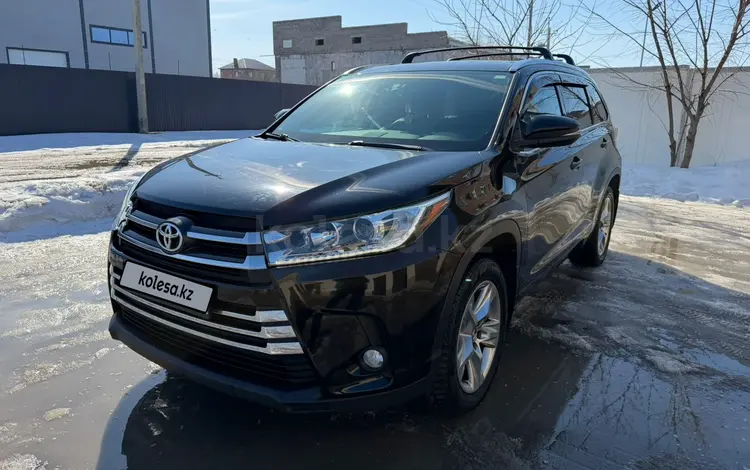 Toyota Highlander 2015 года за 14 500 000 тг. в Уральск