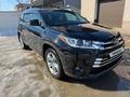 Toyota Highlander 2015 года за 14 500 000 тг. в Уральск – фото 3
