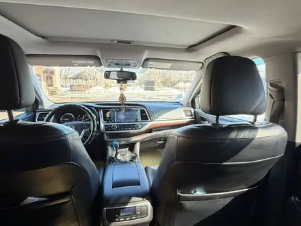 Toyota Highlander 2015 года за 14 500 000 тг. в Уральск – фото 7