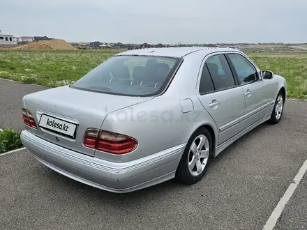 Mercedes-Benz E 240 2001 года за 4 900 000 тг. в Шымкент – фото 10