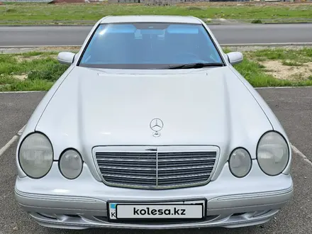 Mercedes-Benz E 240 2001 года за 4 900 000 тг. в Шымкент – фото 13