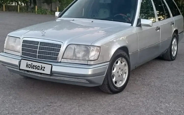 Mercedes-Benz E 220 1993 годаүшін2 400 000 тг. в Экибастуз