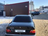 Mercedes-Benz E 260 1991 года за 1 600 000 тг. в Астана