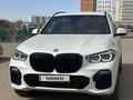 BMW X5 2019 года за 28 500 000 тг. в Алматы – фото 38