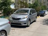 Toyota Sienna 2012 года за 12 300 000 тг. в Алматы