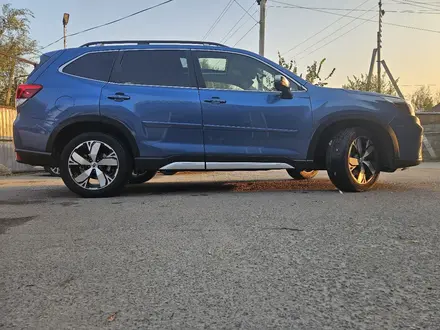 Subaru Forester 2019 года за 11 000 000 тг. в Алматы – фото 2