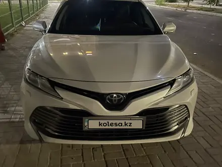 Toyota Camry 2019 года за 14 500 000 тг. в Актау