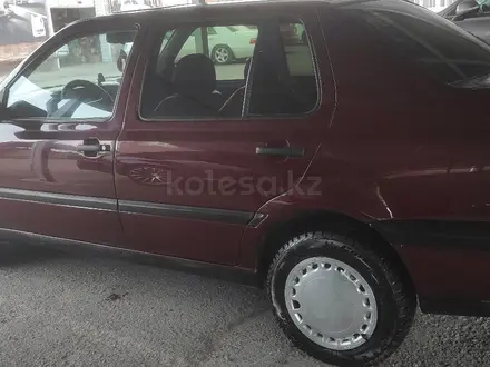 Volkswagen Vento 1993 года за 1 750 000 тг. в Тараз – фото 11