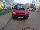 Volkswagen Transporter 1993 года за 3 500 000 тг. в Астана