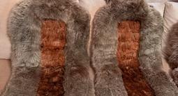 Чехлы на сиденья авто. Комплект меховых накидок на сиденья за 50 000 тг. в Рудный – фото 2