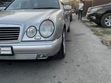 Mercedes-Benz E 320 1997 годаүшін5 700 000 тг. в Шымкент – фото 2