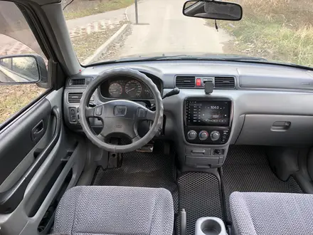 Honda CR-V 1999 года за 3 750 000 тг. в Алматы – фото 27