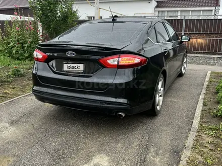 Ford Fusion (North America) 2015 года за 4 000 000 тг. в Костанай – фото 7