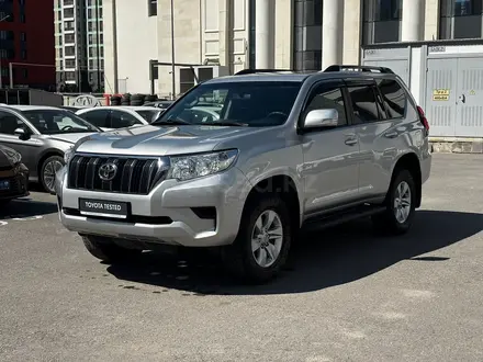 Toyota Land Cruiser Prado Comfort 2020 года за 21 700 000 тг. в Астана