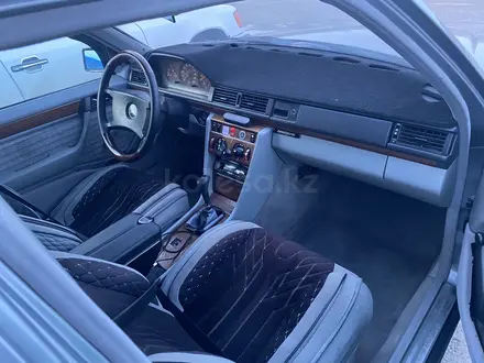 Mercedes-Benz E 230 1991 года за 1 800 000 тг. в Тараз – фото 7