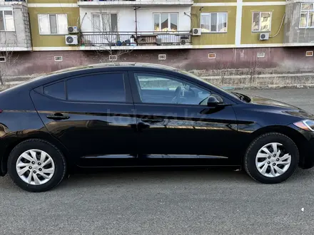 Hyundai Elantra 2017 года за 5 300 000 тг. в Атырау – фото 4