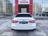 Toyota Camry 2020 годаfor12 100 000 тг. в Астана – фото 4