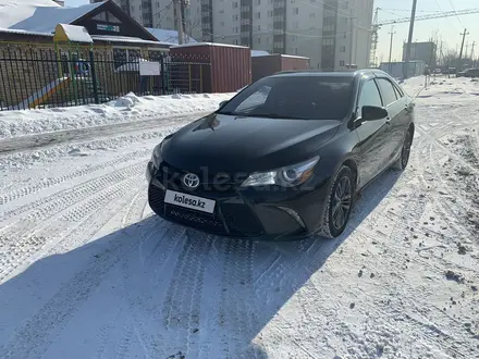 Toyota Camry 2016 года за 8 000 000 тг. в Астана