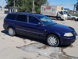 Volkswagen Passat 2002 годаfor2 999 999 тг. в Алматы – фото 3