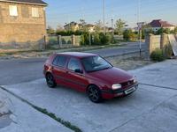 Volkswagen Golf 1995 годаfor1 700 000 тг. в Туркестан