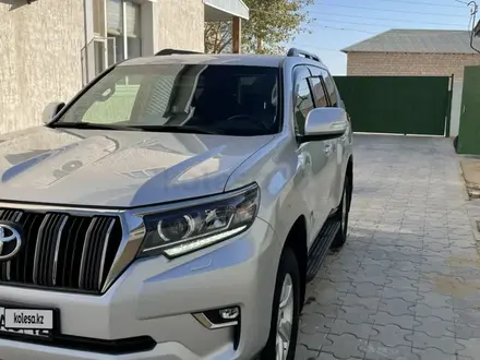 Toyota Land Cruiser Prado 2019 года за 25 600 000 тг. в Актау – фото 3