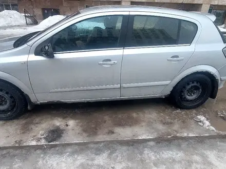 Opel Astra 2007 года за 2 300 000 тг. в Астана – фото 11