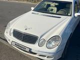 Mercedes-Benz E 320 2003 годаүшін6 500 000 тг. в Сатпаев – фото 2