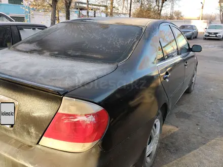 Toyota Camry 2004 года за 4 000 000 тг. в Астана – фото 3