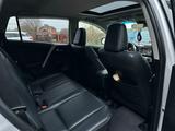 Toyota RAV4 2015 года за 9 000 000 тг. в Уральск – фото 3