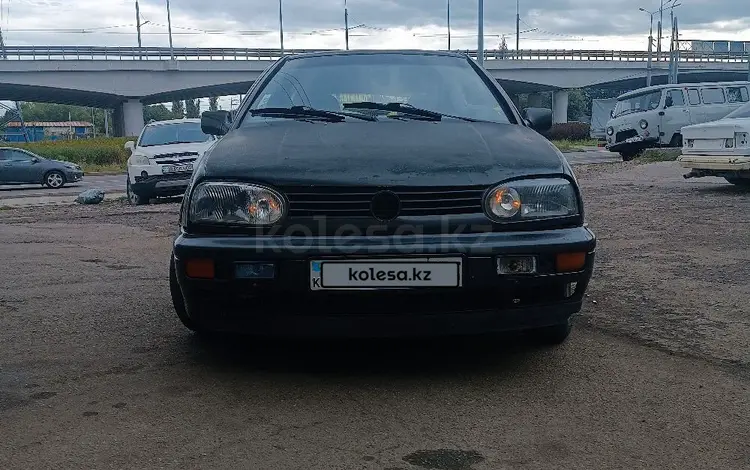 Volkswagen Golf 1994 года за 600 000 тг. в Алматы