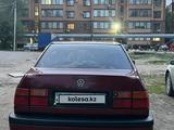 Volkswagen Vento 1992 годаүшін1 700 000 тг. в Уральск – фото 2